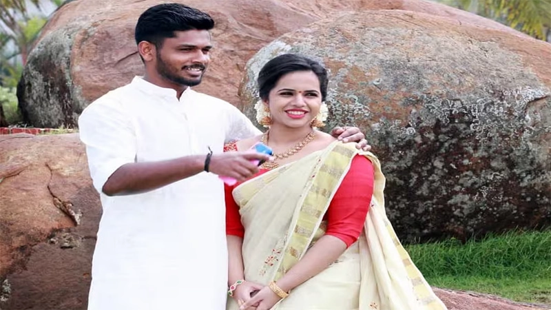 Sanju Samson with wife Charulatha Samson couple photo